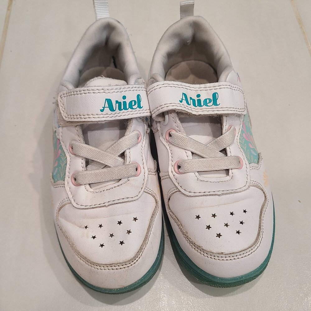 Size 11 girls sneakers